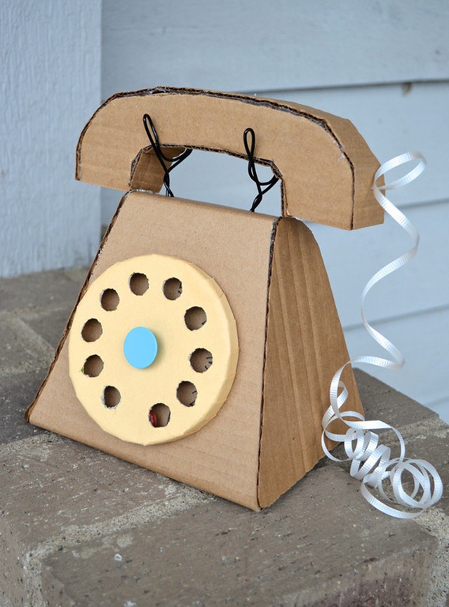 Cardboard Phone - 20 Awesome Ways to Recycle Cardboard Box for Kids