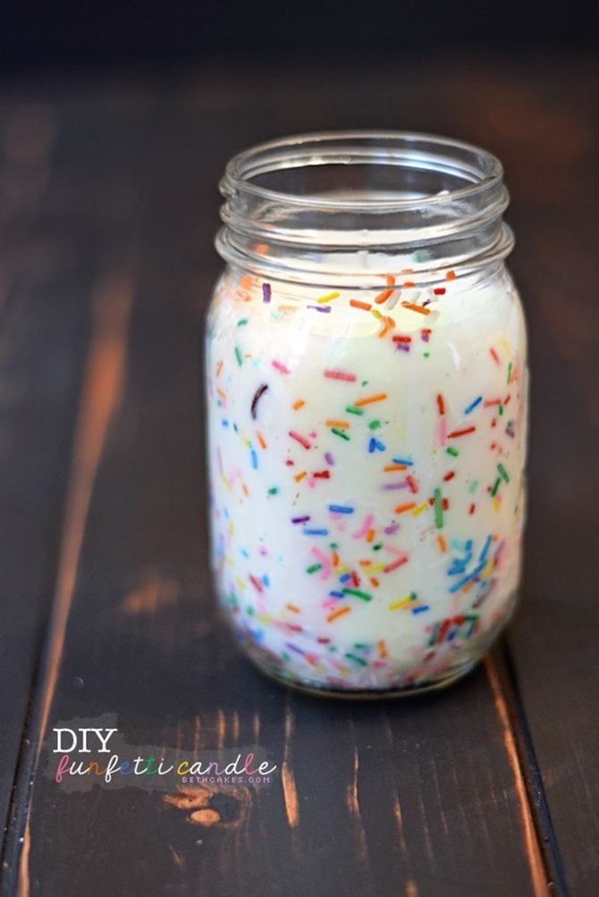 DIYHowto 20 DIY Candle Projects That Are Beautiful And Decorative For Home-DIY Funfetti Candles