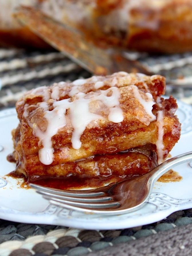 25 Dessert Lasagna Recipes To Make Your Party Wow11-Cinnamon Roll Lasagna
