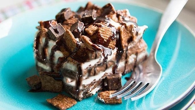 25 Dessert Lasagna Recipes To Make Your Party Wow24-Chocolate Lasagna With Chocolate Toast Crunch