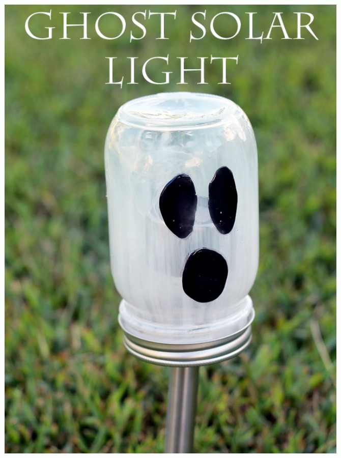 DIY Solar Inspired Solar Light Lighting Ideas- DIY Recycled Mason Jar Solar Ghost Lantern Tutorial