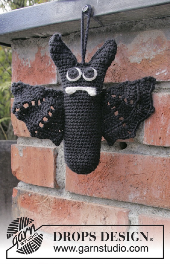 Crochet Amigurumi DROPS Bat Mr Fang Free Pattern-Amigurumi Crochet Bat Free Patterns