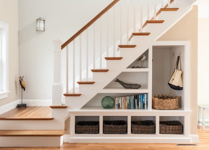 Under the Stairs Storage-20 Build-In Ideas to Use Space Under Stairs
