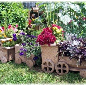 DIY Wood Crate Train Planters Picture Instructions