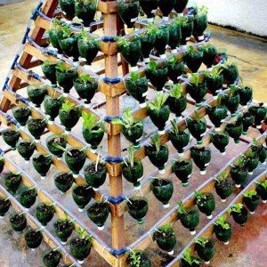 DIY Vertical Pyramid Tower Garden Planter